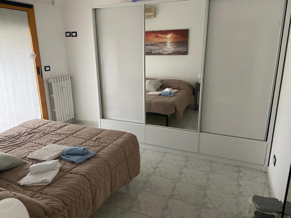 Апартаменти La Casa Di Giada Песк'єра-Борромео Екстер'єр фото